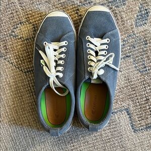 Cariuma Men's Blue Suede Sneakers